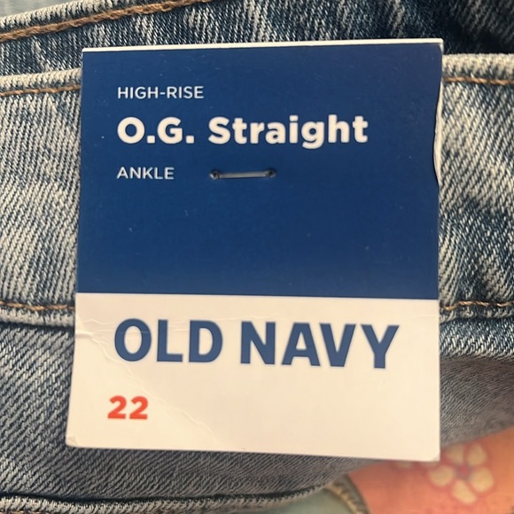 High-Waisted O.G. Straight Jeans Plus Size 22 - Picture 4 of 9